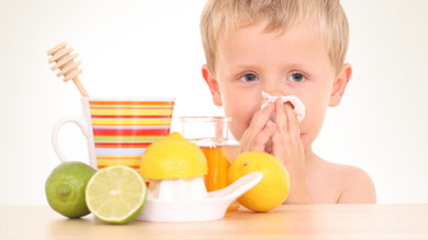 Du miel pour apaiser la toux des enfants