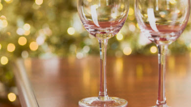 Peut-on boire un verre d'alcool si on allaite ou si on est enceinte?