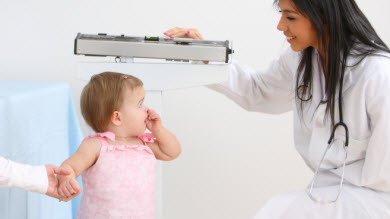 Les parents, mauvais juges du poids de leur enfant?
