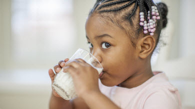 Faut-il privilégier le lait 3,25% après 2 ans?
