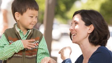 Les enfants adoptés se rappelleraient leur langue d’origine des années plus tard