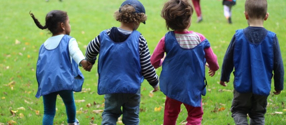 Garderies en pleine nature: des effets positifs sur les enfants