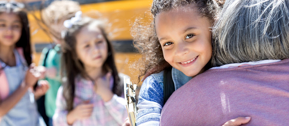 Bye, bye prof et amis: beaucoup d’émotions pour les enfants!