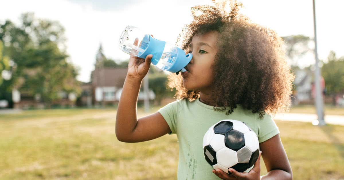 En manchettes: Boissons pour sportifs - Appels vidéo et tout-petits - Mémoire des nouvelles mamans