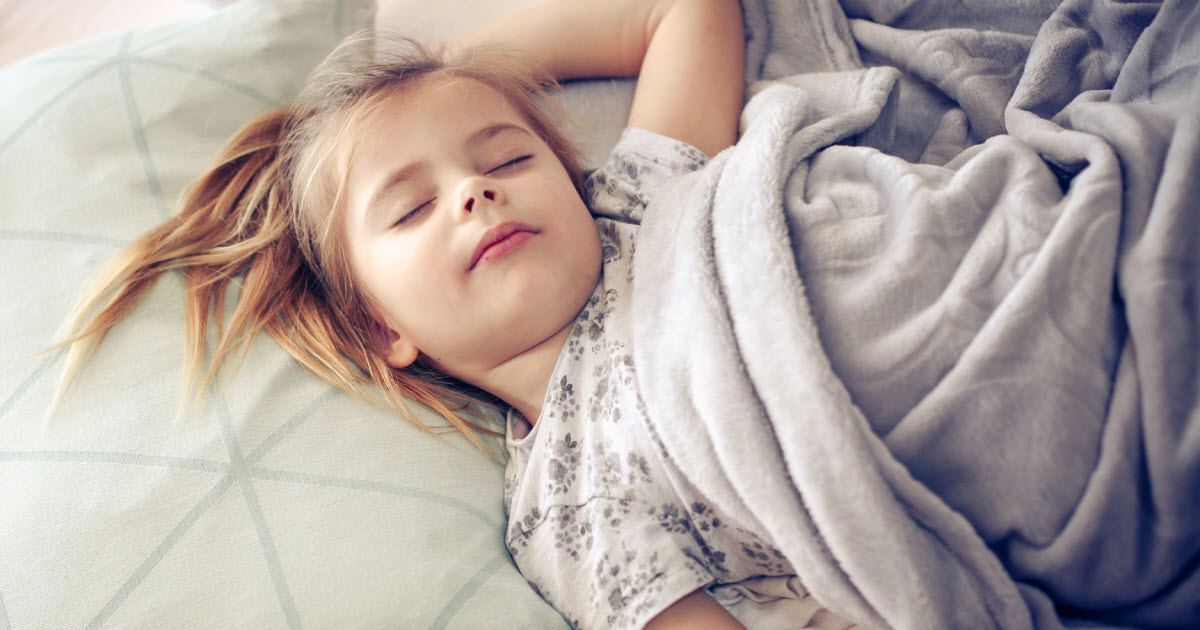 En manchettes: Poussières de lit – Langue seconde – Émotions – École à distance