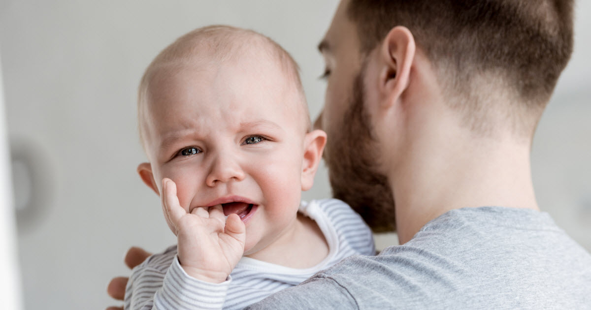 En manchettes: Pleurs de bébé – Soins dentaires – Services de garde sous la loupe – Initiatives à découvrir