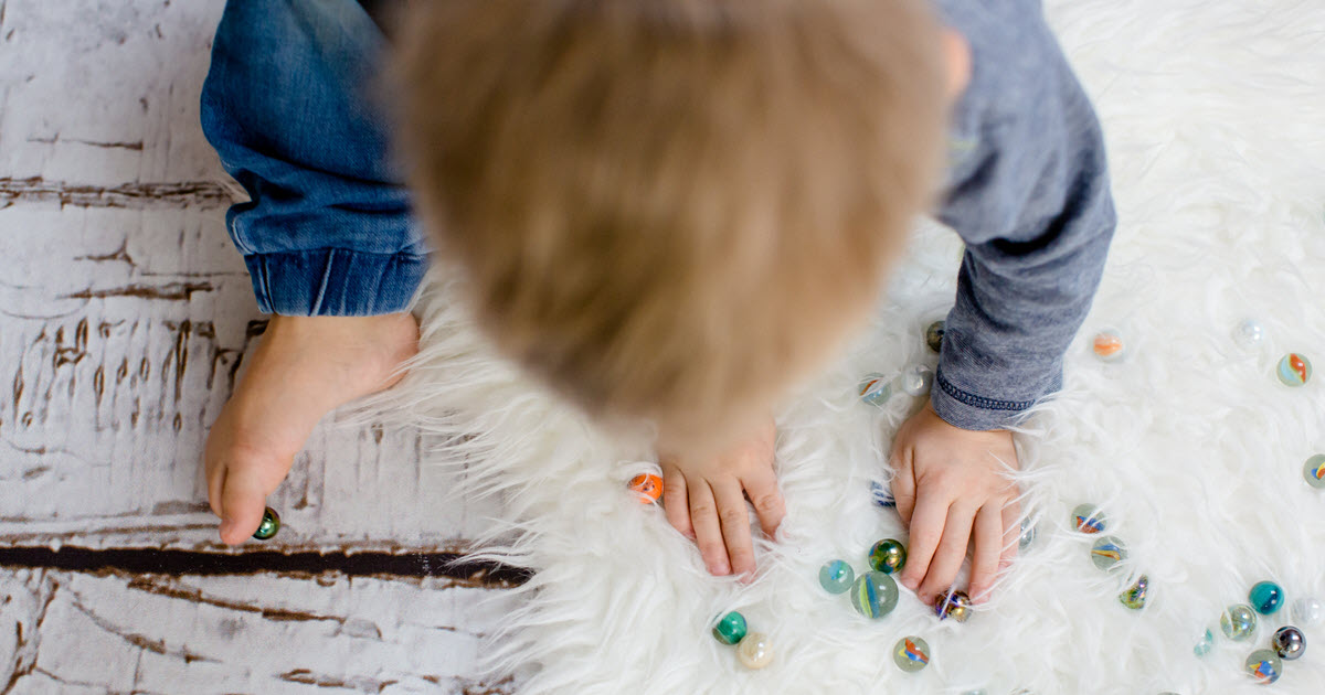 Attention aux complications si votre enfant avale un petit objet