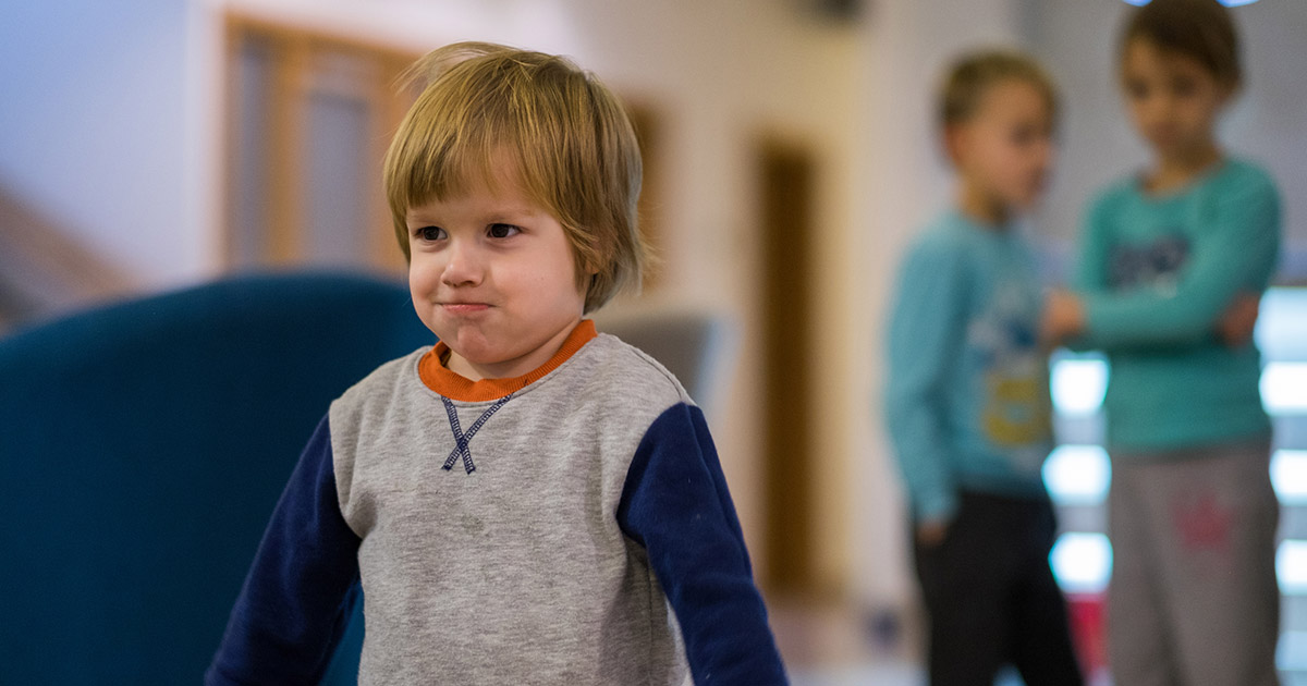 COVID-19: comment réagir quand nos enfants cherchent l'élève coupable?