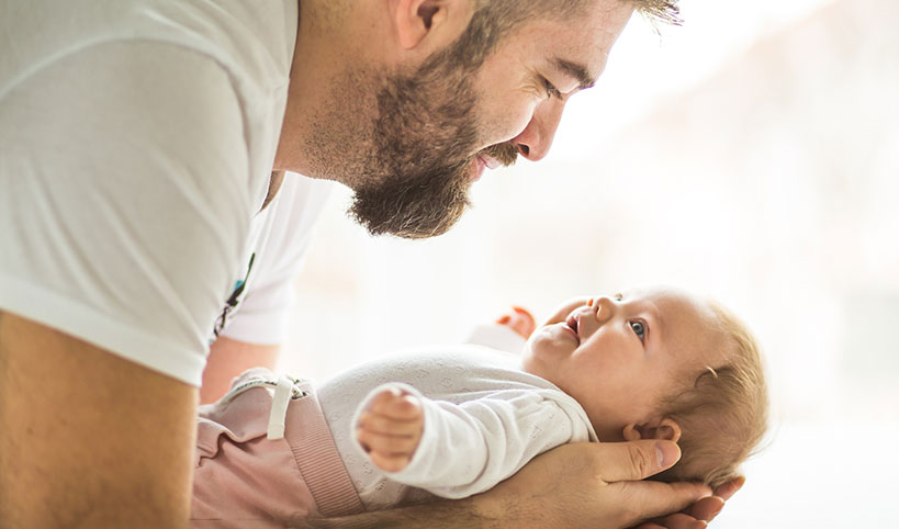 Être parent quand on a été maltraité 