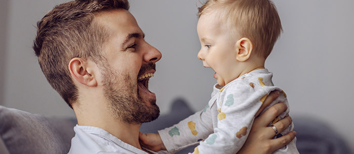 Aider bébé à développer son langage