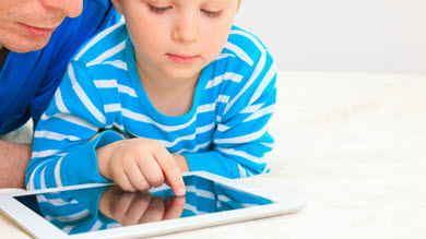 Appareils mobiles: les foyers avec enfants, davantage branchés