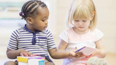 Même très jeunes, les enfants pourraient se mettre à la place des autres