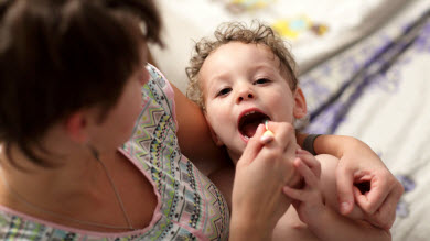 8 questions sur le brossage des dents des tout-petits