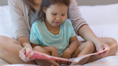 En manchettes: Bibliothèques en zone rouge - Arrivée de bébé - COVID-19 et enfants