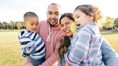 En manchettes: Temps en famille – Congé parental – Ressources à découvrir
