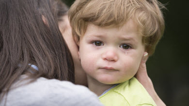Commotion cérébrale: comment la détecter chez un tout-petit?