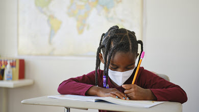 COVID-19: retour en classe au primaire le 11 janvier