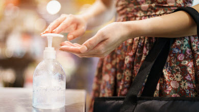 Grossesse et allaitement: sécuritaires les désinfectants pour les mains? 