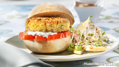 Croquettes de tofu en croûte de noisettes