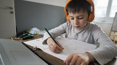 Écoles primaires: retour en classe repoussé au 11 janvier