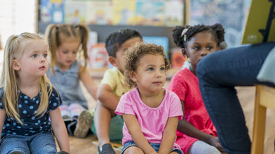 Services de garde à l'enfance: les parents invités à donner leur avis 