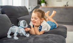 En manchettes: Jouets IA et émotions – Aliments et comportement – Lecture et empathie – Jaunisse – Ressources