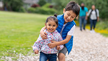 Marcher avec son enfant: comment le motiver